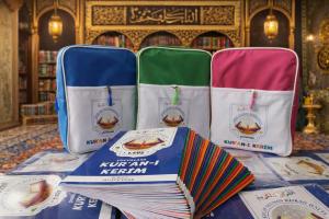 Çocuklar için 30 cüz Kuranı Kerim seti